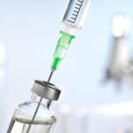 Προβλήματα στους εμβολιασμούς εξαιτίας έλλειψης συρίγγων προβλέπει ο ΠΟΥ