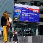 Η Κροατία υποδέχεται το ευρώ
