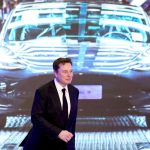 «Δόξα τον Θεό» αθωώθηκε από την κατηγορία της εξαπάτησης των μετόχων της Tesla