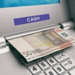 Πύργος Ηλείας: Γαλαντόμο ATM κερνούσε 50ευρα – Νοσηλευτής τα επέστρεψε στην τράπεζα